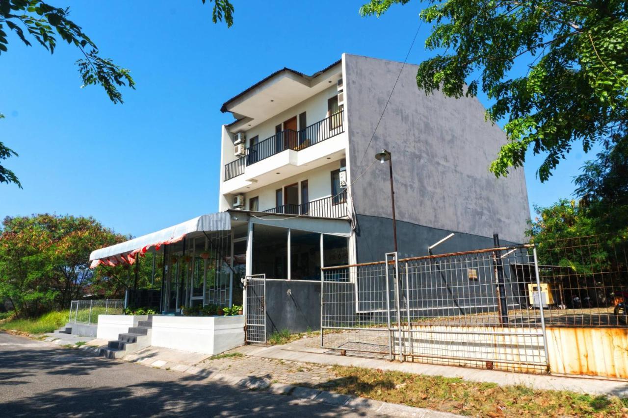 Wisma tamu Nine O House Cikarang Bekasi